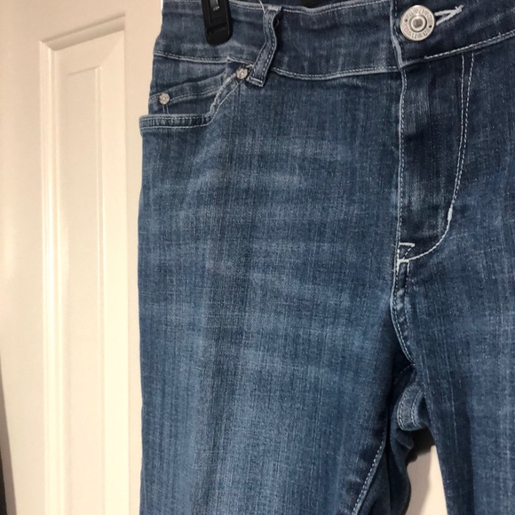 a.n.a  denim modern fit jeans size 16❤️ - Picture 2 of 9